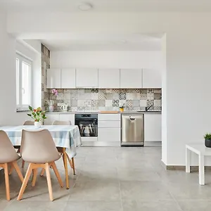 Ivana Apartment Umag